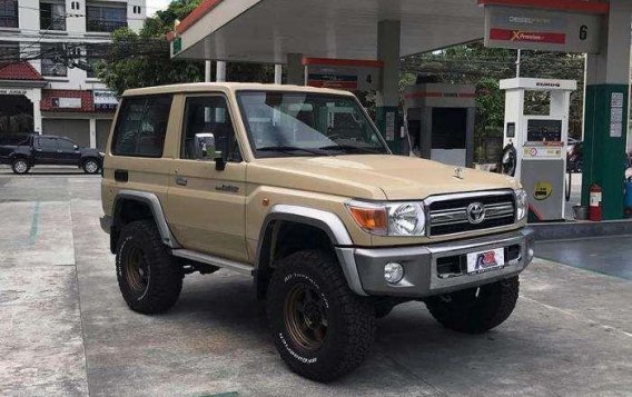 Toyota Land Cruiser 2017 for sale-3