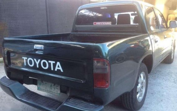Toyota Hilux 2000 SR5 for sale-2