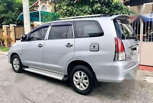 Toyota Innova E 2011 for sale-4