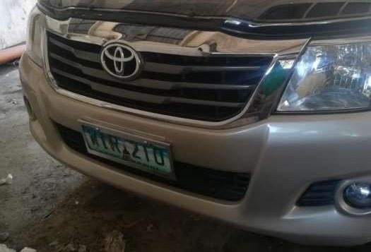 Toyota Hilux 2014 model for sale-4