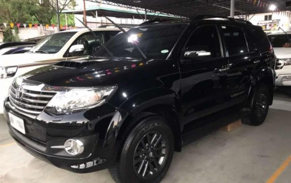 Toyota Fortuner V 2015 for sale