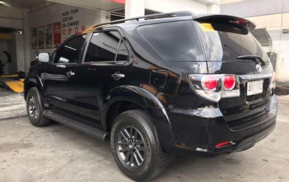 Toyota Fortuner V 2015 for sale-6