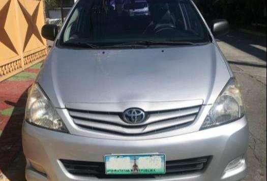 2011 Toyota Innova E 2.5 AT for sale-1