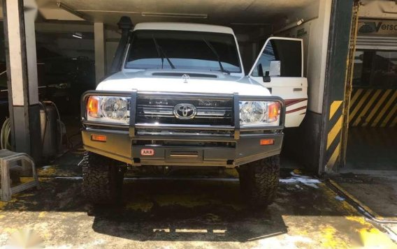 2018 Toyota Land Cruiser for sale-1