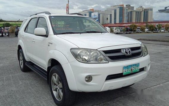 Toyota Fortuner 2005 G variant for sale