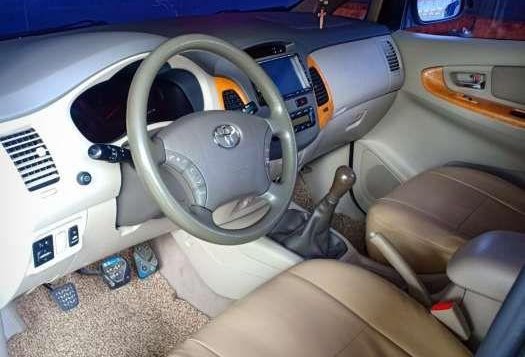 2011 Toyota Innova G for sale-5