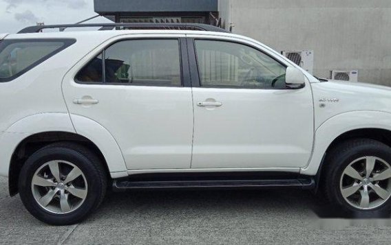 Toyota Fortuner 2005 G variant for sale-3