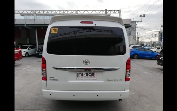 2016 Toyota Hiace Super Grandia AT-2