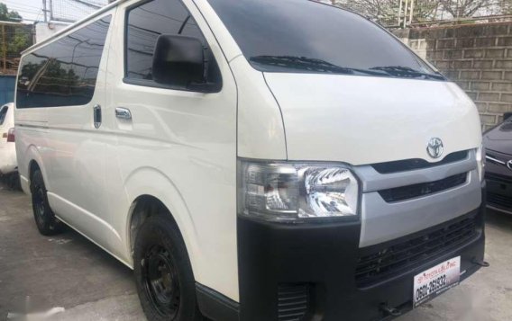 2017 Toyota Hiace Commuter for sale-1