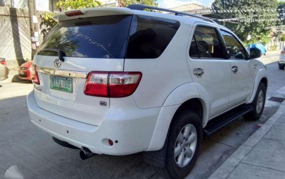 2010 Toyota Fortuner V for sale-3