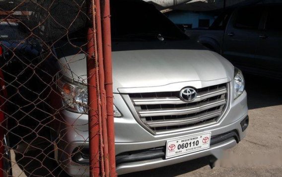 Toyota Innova E 2015 for sale-2