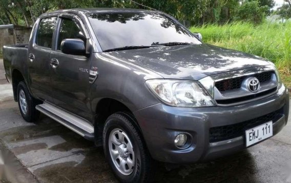 Toyota Hilux E 2010 for sale-1