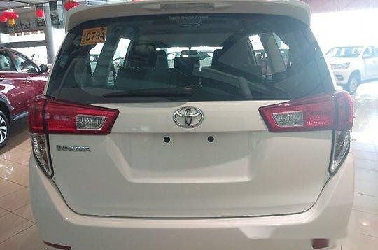 Toyota Innova 2019 J MT for sale-6