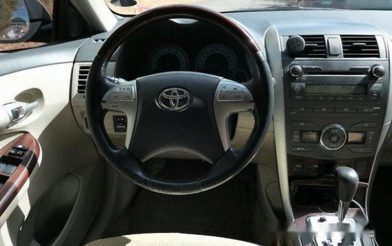 Toyota Corolla Altis 2011 for sale-8