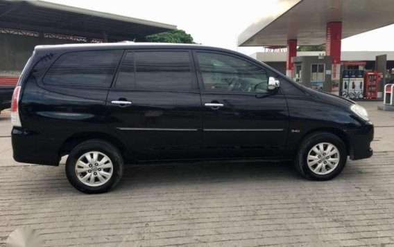 Toyota Innova 2010 for sale-8