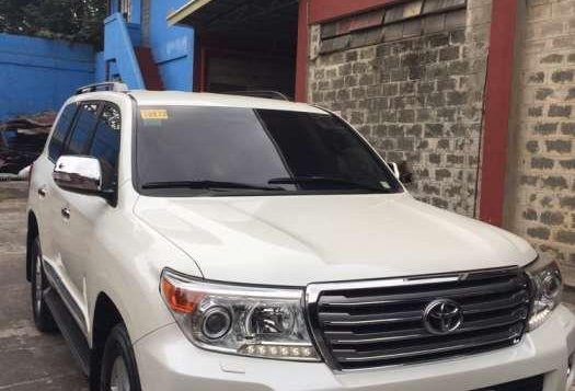 2014 Toyota Land Cruiser VX LC200 for sale