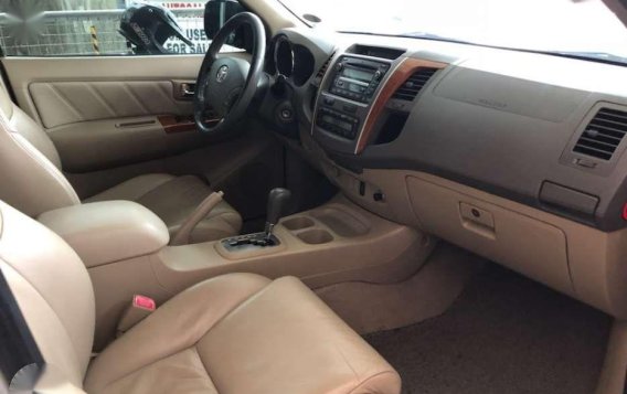 Toyota Fortuner 2010 for sale-4