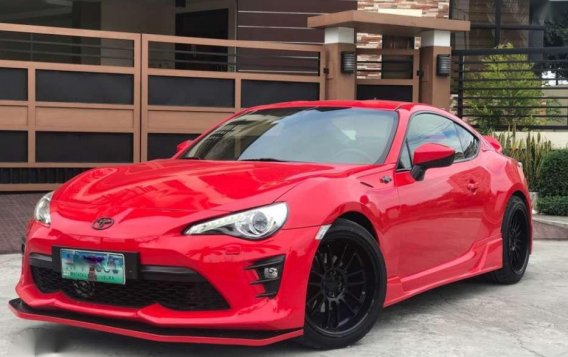 FOR SALE: Toyota GT 86 2013-1