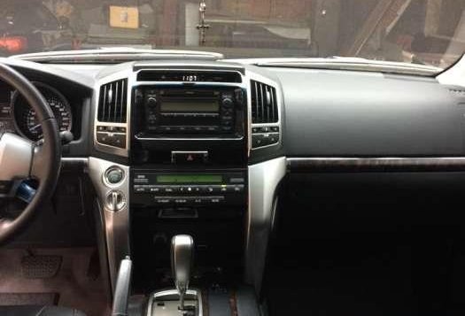 2014 Toyota Land Cruiser VX LC200 for sale-4
