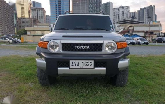 2015 Toyota Fj Cruiser 4.0 automatic Well maintained