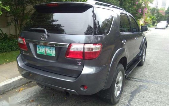 2009 Toyota Fortuner G for sale -2