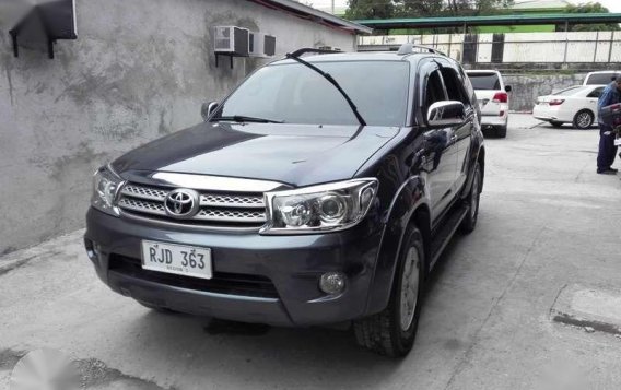 2009 Toyota Fortuner G Gas FOR SALE