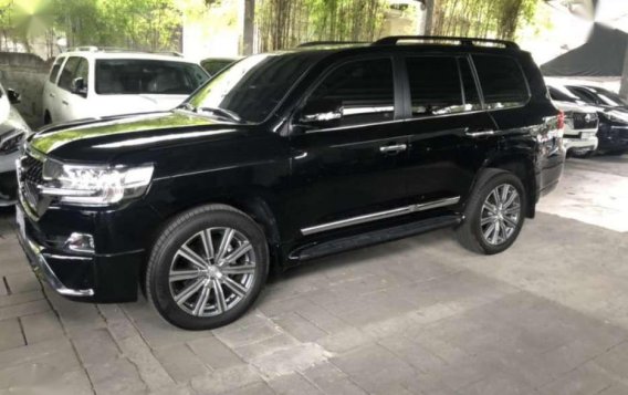 2018 Toyota Land cruiser vx landcruiser 6tkm-1