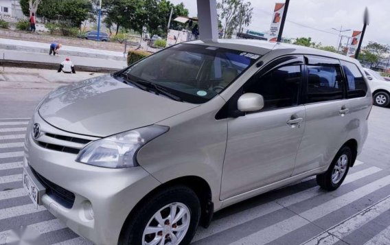 Toyota Avanza E Automatic 2012 --- 440K Negotiable-2