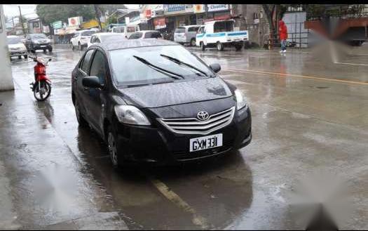 SELLING TOYOTA Vios 2010 model