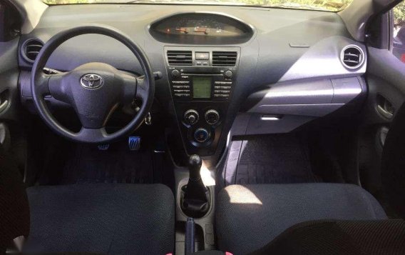 Toyota Vios 1.3 E 2009 Manual Transmission Fresh Interior-6