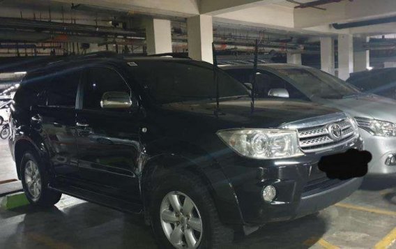 For sale Toyota Fortuner 2010 -2