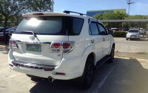 Toyota Fortuner 2012 for sale -11