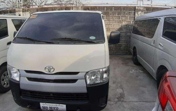 Toyota Hiace Commuter 2018 White FOR SALE