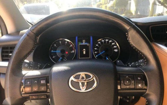 2016 Toyota Fortuner 4x2 G AT Fresh interior-3