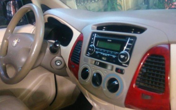 Toyota Innova 2005 for sale-5