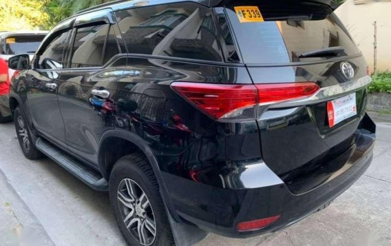 2018 TOYOTA Fortuner 24 G 4x2 Automatic Black-4