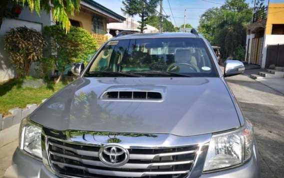 2015 Toyota HIlux 4x2 G dsel manual 1st owned top con 800k best offer