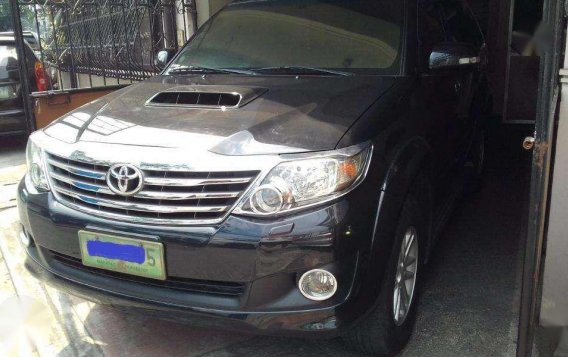 2013 Toyota Fortuner G 2.5 Diesel 4x2 Automatic-1