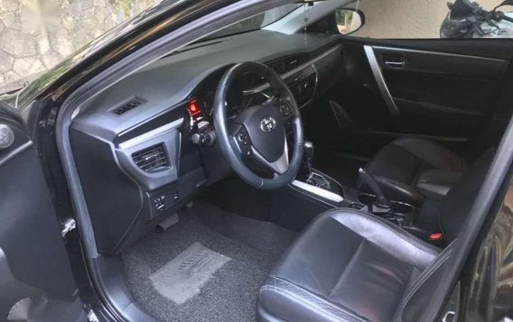 2014 Toyota Corolla Altis 2.0 V FOR SALE-4