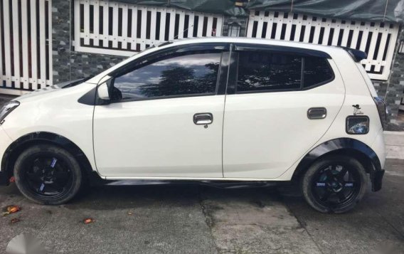 Forsale TOYOTA WIGO E 1.0 engine 2014 model-3