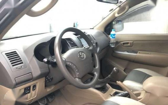 Toyota MT Hilux 2010 FOR SALE-4