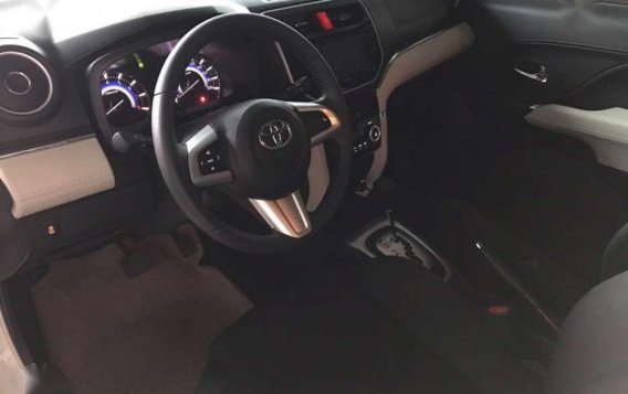 Toyota Rush G 2018 AT 8tkms Only Like New Pearl White-4