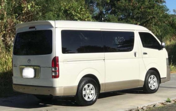 2012 Toyota Hiace Super Grandia 15 AT Van Diesel Leather-6