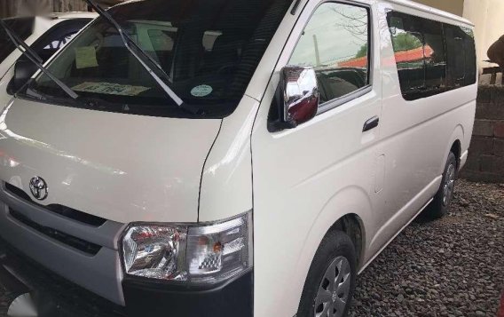 2017 Toyota Hiace Commuter 30 Diesel Manual-2