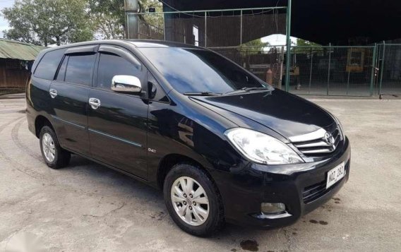 Toyota Innova V diesel 2009  FOR SALE-1