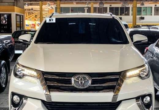 2016 Toyota Fortuner V 4X4 2.8 1st Owned