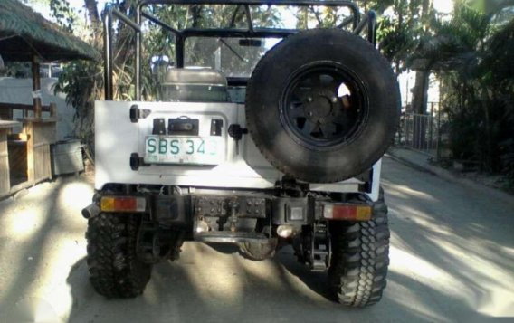 SELLING TOYOTA Land Cruiser fj40 4x4-5