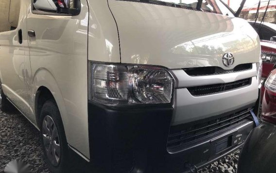 2017 Toyota Hiace Commuter 30 Diesel Manual-1