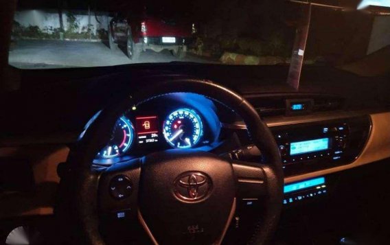 For sale - Toyota Corolla Altis 2014 1.6G-10