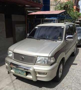 TOYOTA REVO VX200J 2004 Model (GAS)